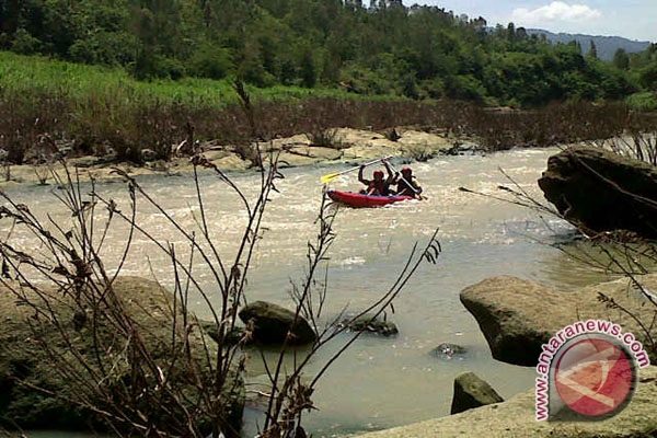 20130523desa-wisata-jelok