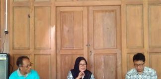 Natal Tahun Baru Lereng Merapi Menyanyi Serta Menari