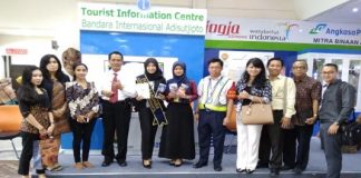 Perluas Informasi Wisata, PHRI Sleman Edarkan Direktori Wisata di Bandara