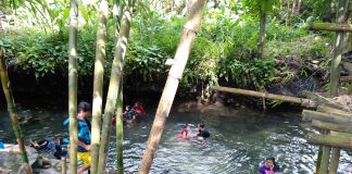 Dinginnya Blue Lagoon, Sleman Bikin Ketagihan Ciblon